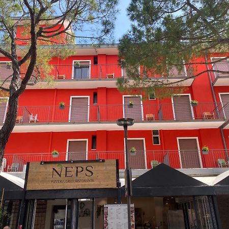 Hotel Neps Lido di Jesolo Exterior photo