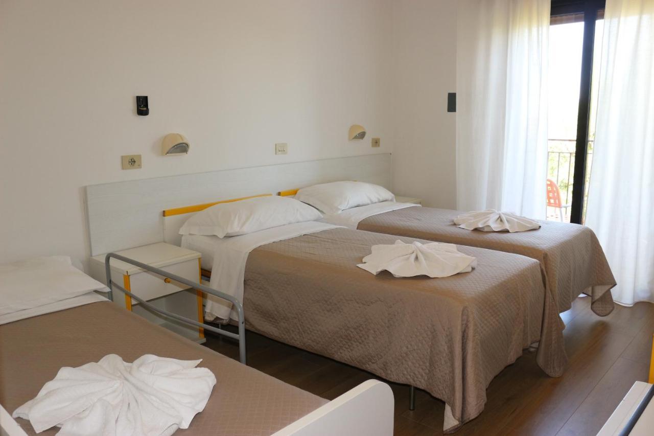 Hotel Neps Lido di Jesolo Exterior photo